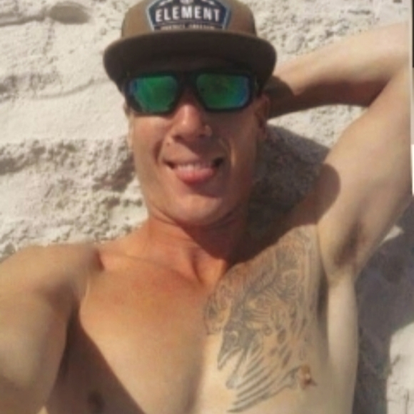 Meet your Posher, Steven - Picture 1 of 1